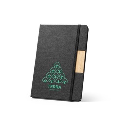 MÁRQUEZ. Cahier A5 à couverture rigide fabriquée à partir de tissu PET 100% recyclé, avec des pages lignées en papier recyclé