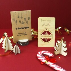 Carte bois boule de Noël détachable