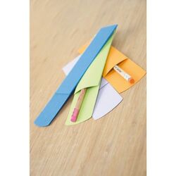 ETUI PAPIER BL CANARD 1 CRAYON