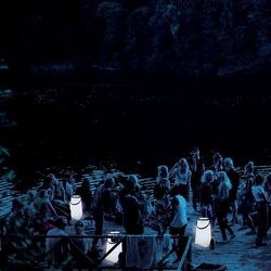 SEAU A BOUTEILLES LUMINEUX & HAUT-PARLEUR ENCEINTE BT5.0 10 W