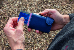 Porte-cartes anti RFID C-Secure