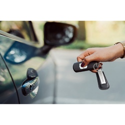 BACHMANN. Porte-clés en métal et PU