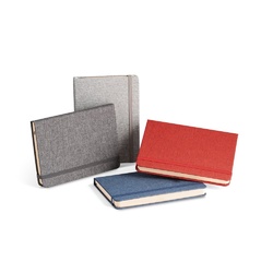 BOYD. Bloc-notes de notes A5 en polyester recyclé (100% rPET) avec pages lignées