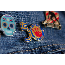 PIN'S PUBLICITAIRE METAL PRINT ÉMAIL SOUPLE